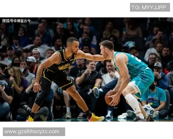 约纳斯瓦兰丘纳斯的篮球之路与职业生涯成就分析